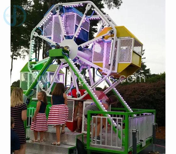 Ferris Wheel with Trailier